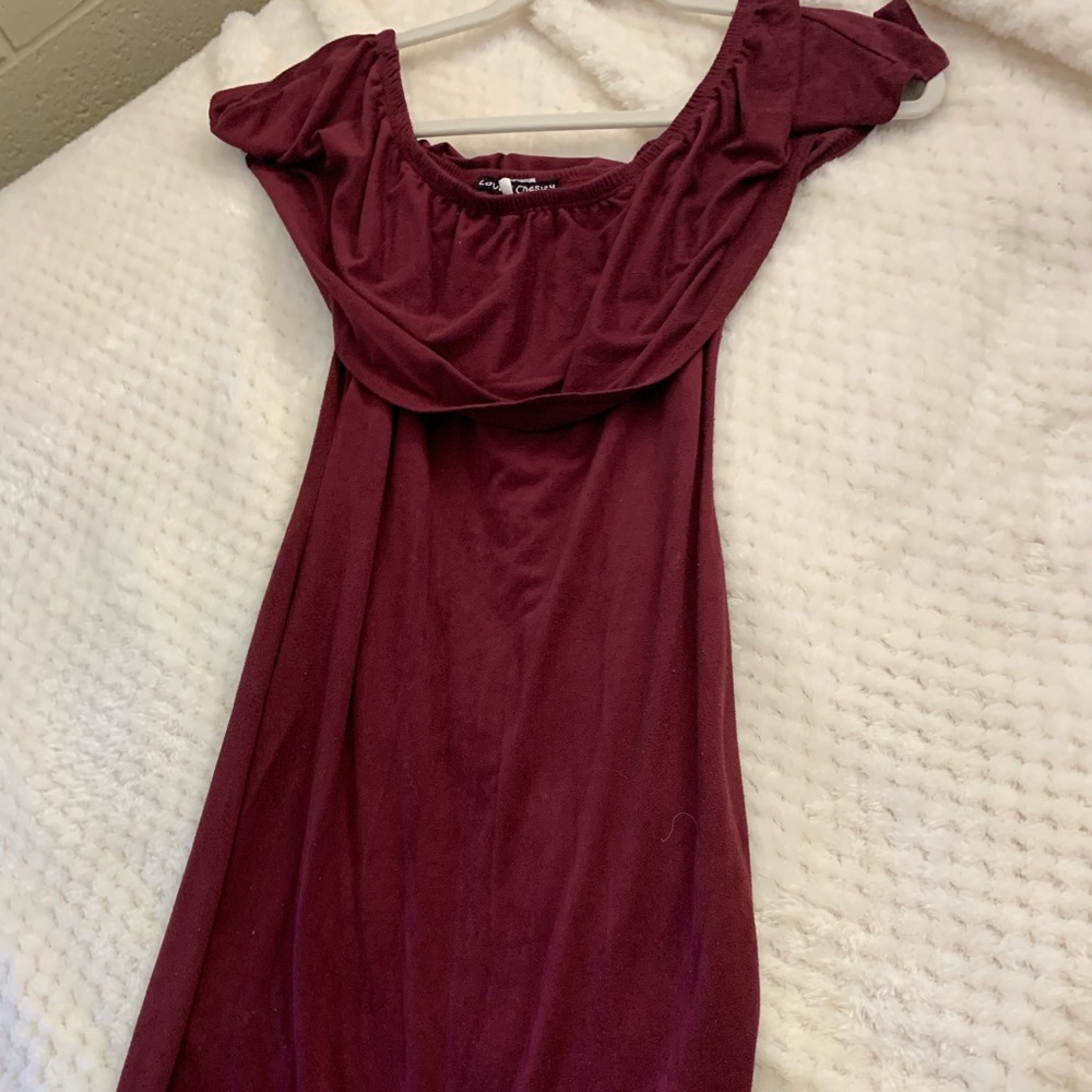 Over the shoulder dress